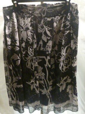 Black and white chiffon skirt